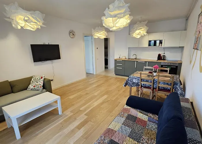 Monarch A&f Lägenhet