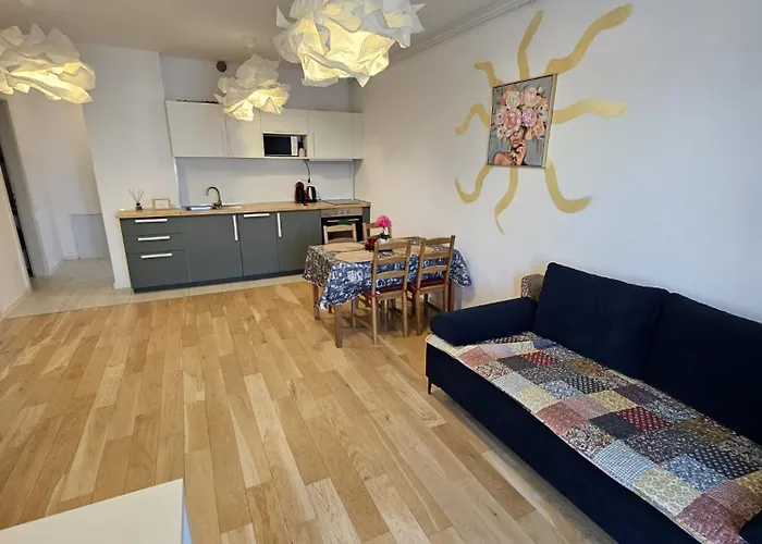 Monarch A&f Апартаменти