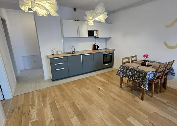 Апартаменти Monarch A&f *